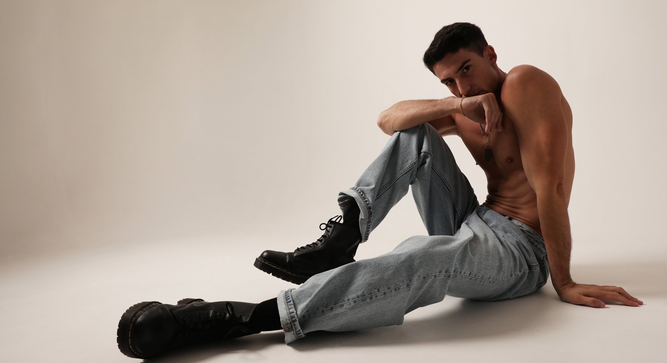 Reading Plastic Surgery Procedures for Men
